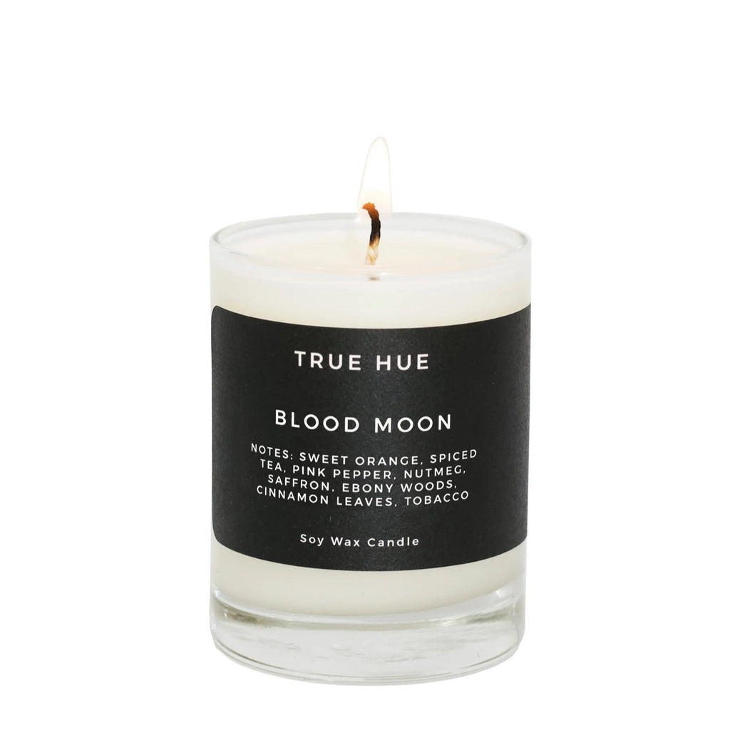 Riding against white-capped waves on a sailboat at sea, mist splashing toward the mast, lily of the valley, fresh green leaves, a touch of pine. This 7.75 oz candle is comprised of a premium soy wax blend and fine fragrance oils. Each candle comes complete with a premium cotton wick which burns cleanly for 40-50 hours.
